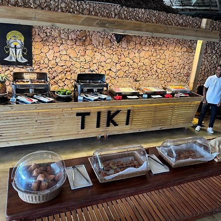 Tiki Beach Club & Resort (Adults Only) 布韦朱 外观 照片