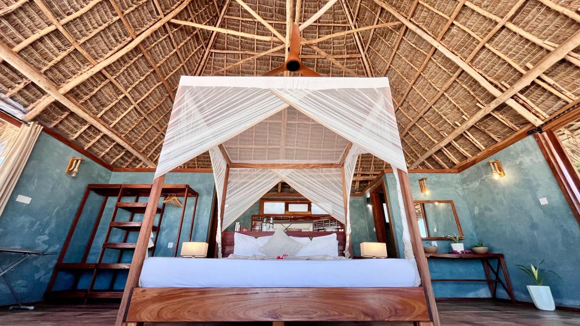 Tiki Beach Club & Resort (Adults Only) 布韦朱 外观 照片