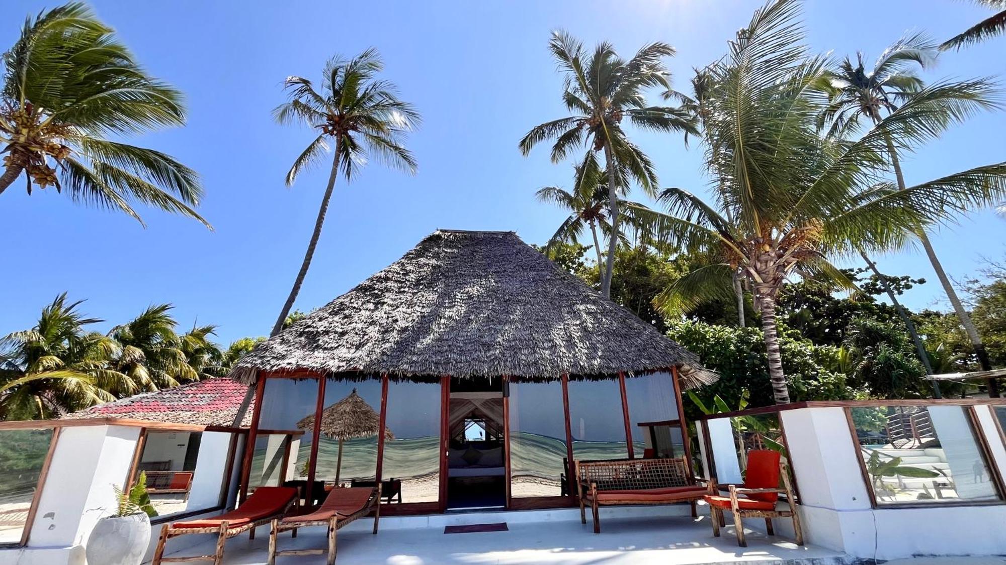 Tiki Beach Club & Resort (Adults Only) 布韦朱 外观 照片